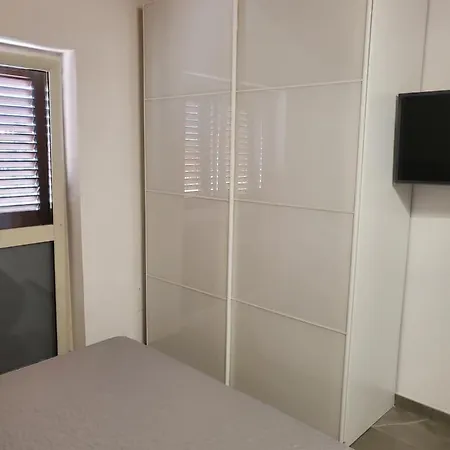 Aparthotel Residenza Carlucci *